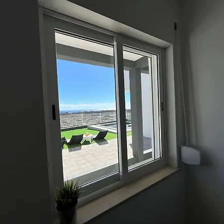 Apartmán Ocean View By Charmes D *